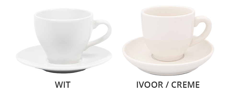 Witte en ivoren / crémkleurige kop en schotel ter vergelijking