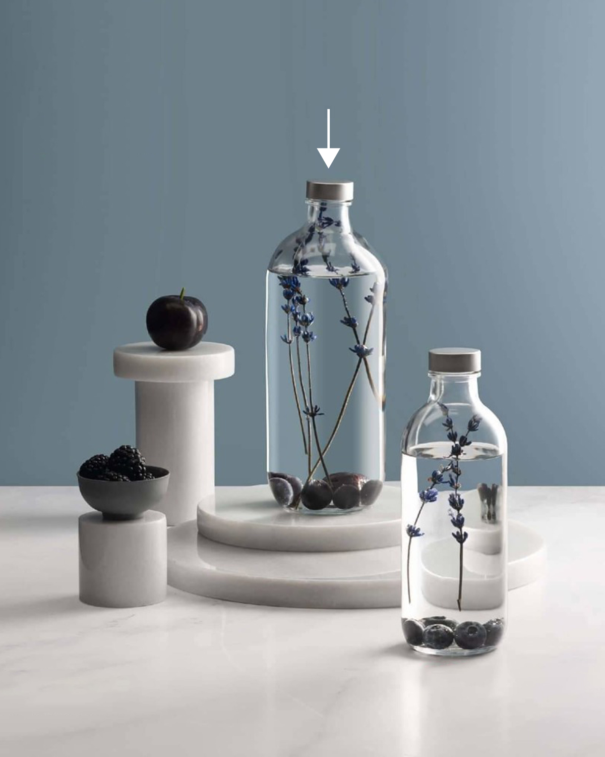 Iko fles met dop 1,1 l Bedrukt of Lasergravure  of Gravurelook  sfeerfoto 2