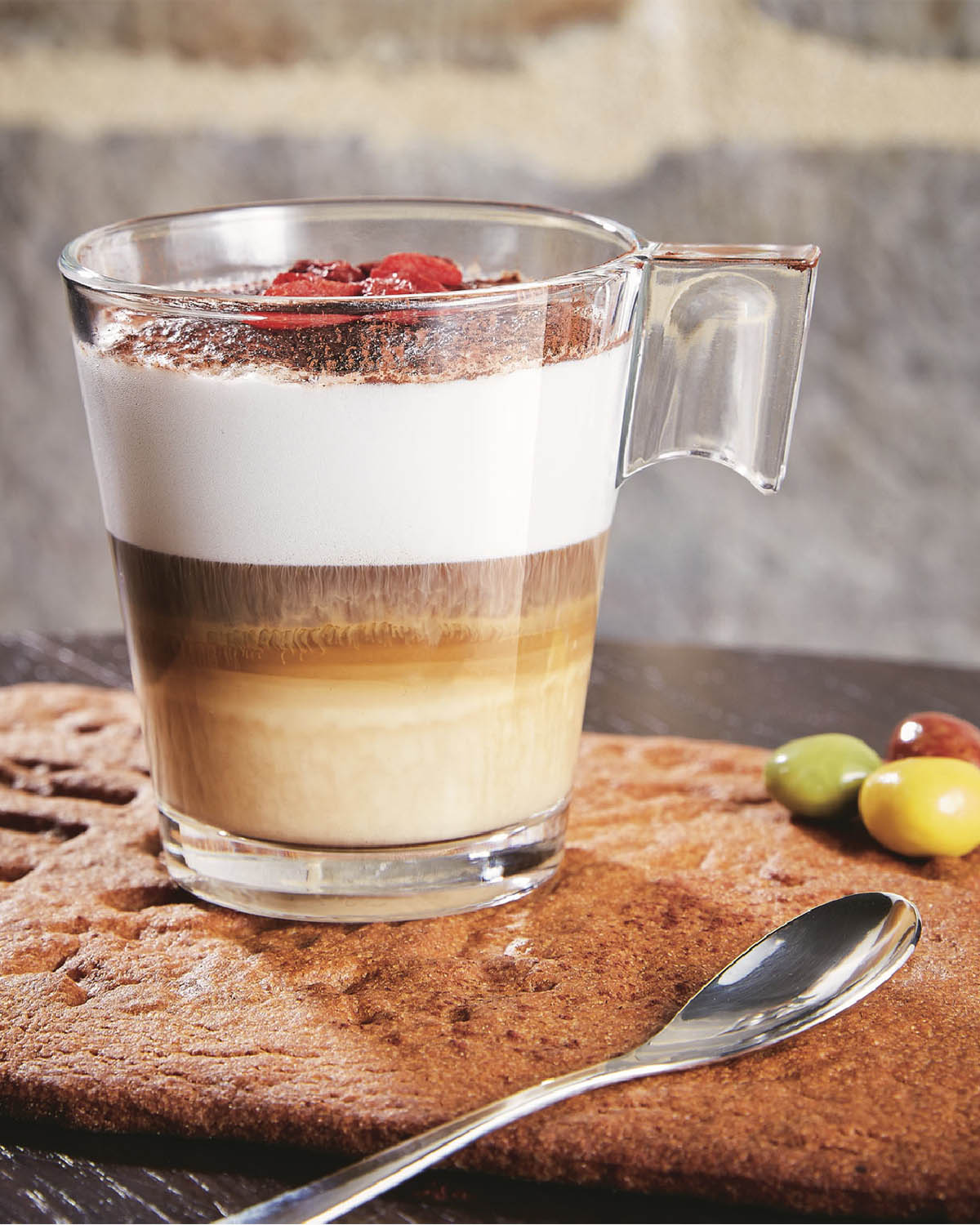 Sharp koffieglas 220 ml Bedrukt of Lasergravure  of Gravurelook  sfeerfoto 2