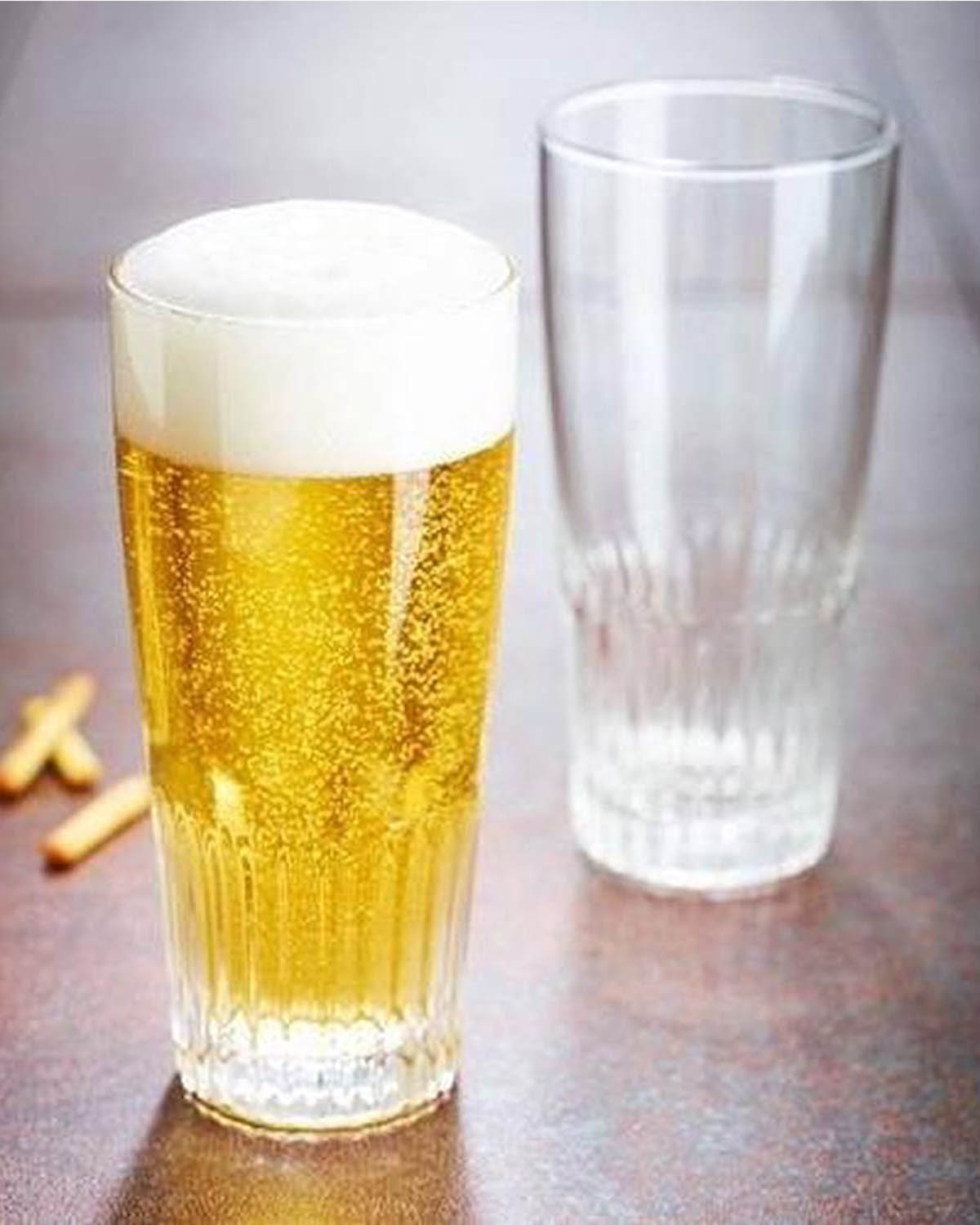 Gary bierglas 320 ml Bedrukt of Lasergravure  of Gravurelook  sfeerfoto 2